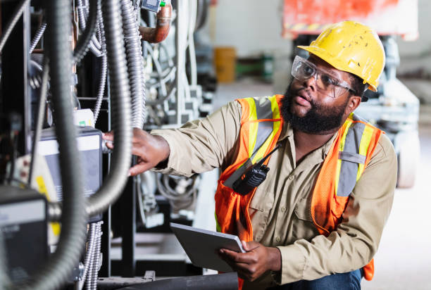 Best Affordable Electrician  in Delavan, IL
